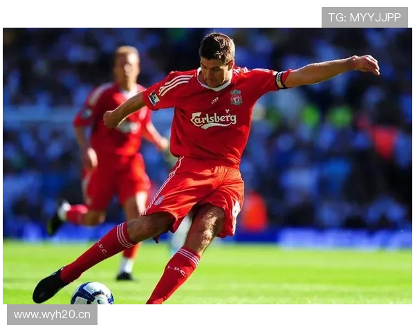 杰拉德与斯科尔斯中场调度分化下的传球结构变化