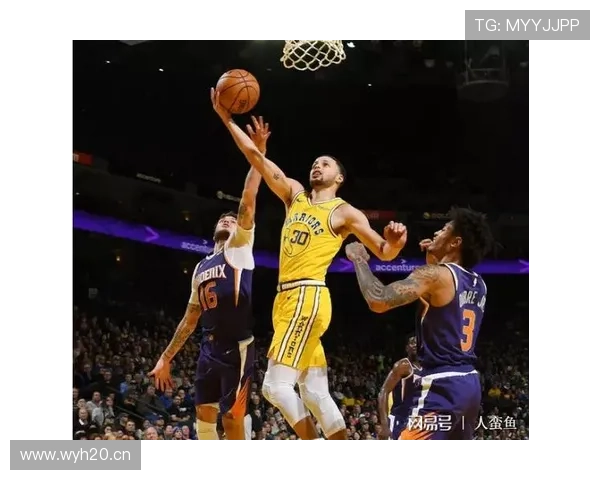 布里奇斯无球跑动制造空位，3D价值拉开太阳进攻空间